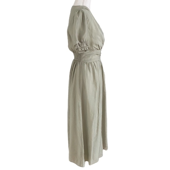 SEE U SOON SAGE GREEN SHORT SMOCKED PEASANT SLEEVE SURPLICE MAXI DRESS - XS - Picture 2 of 8